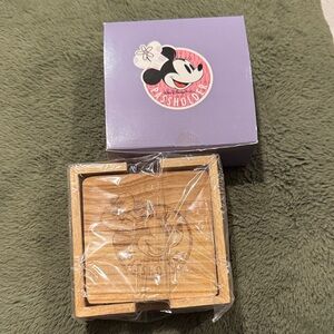 Mickey Mouse Pass holder Exclusive   Wooden Coaster Set of 4 new